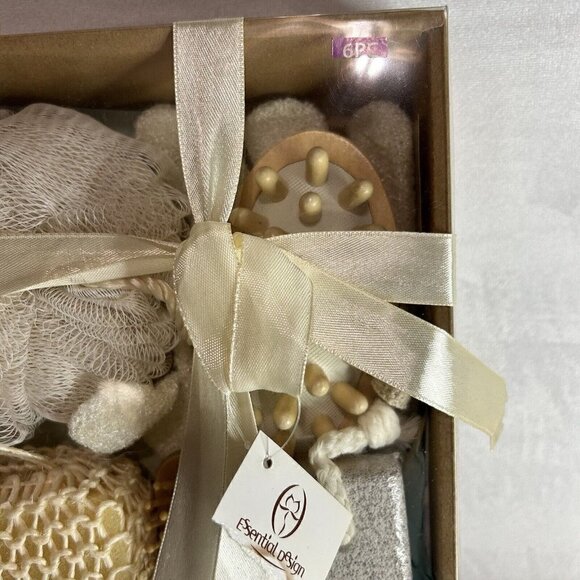 Essential Design 6-Piece Bath and Beauty Accessory Gift Set Sealed - Picture 2 of 6